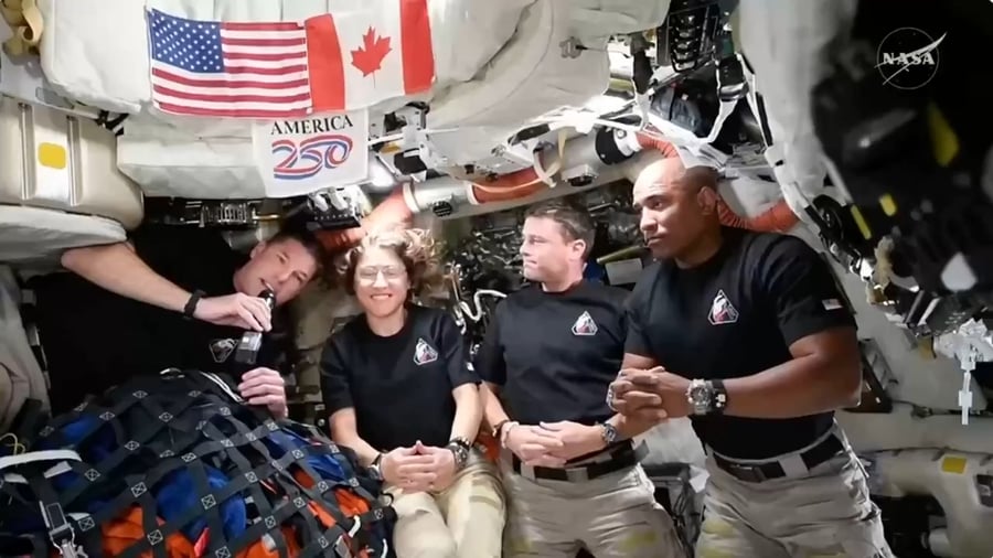 התקרית המביכה בחלל צוות ארטמיס 2 