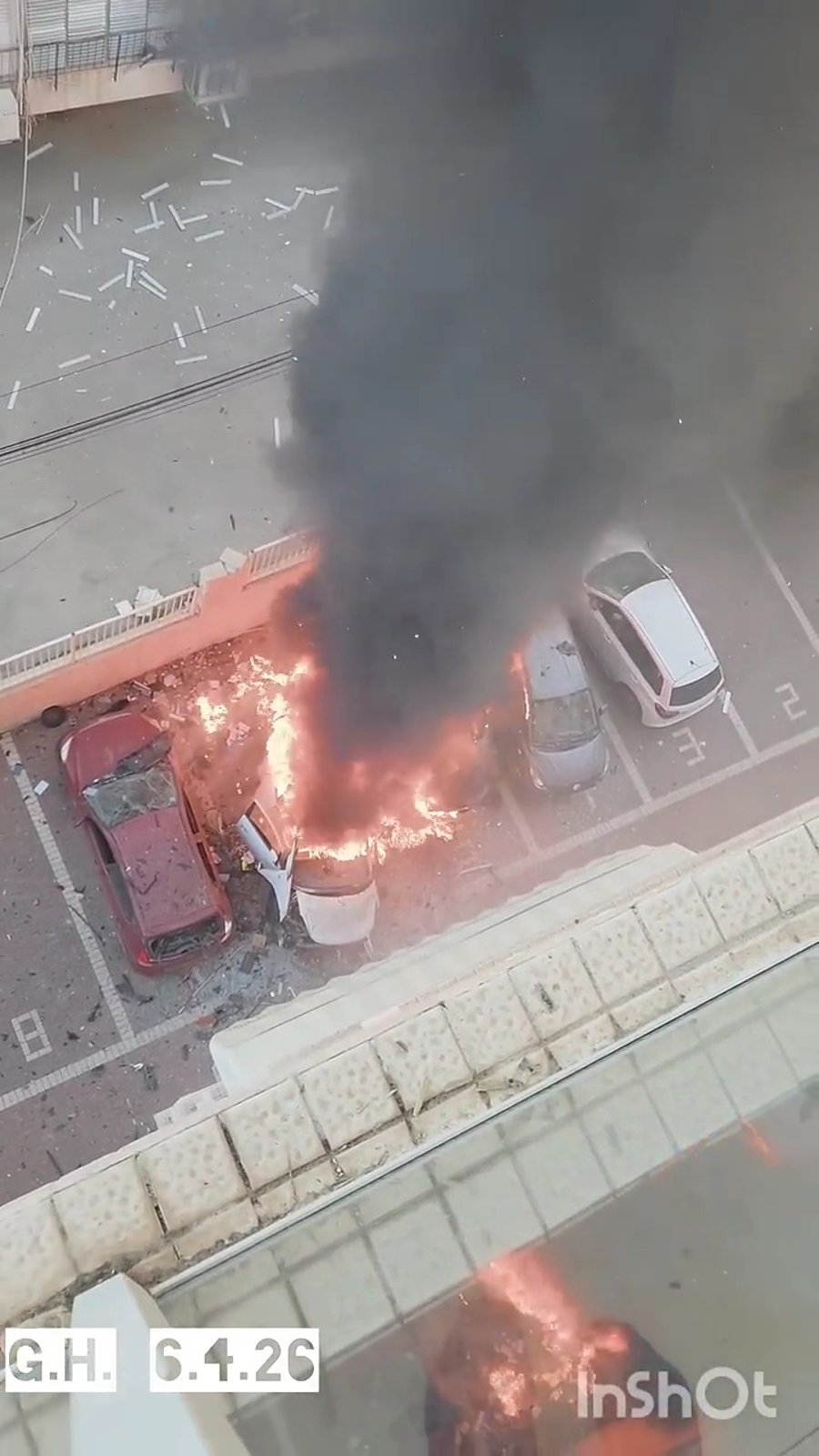 הנפילה, הפגיעה הרכבים והנס עם התנ"ך שלא נשרף