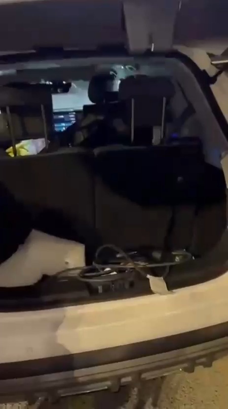 האקדח שנמצא בתא המטען