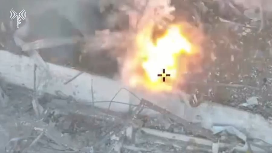 התיעוד החריג: המחבל מנסה לברוח - ומחוסל