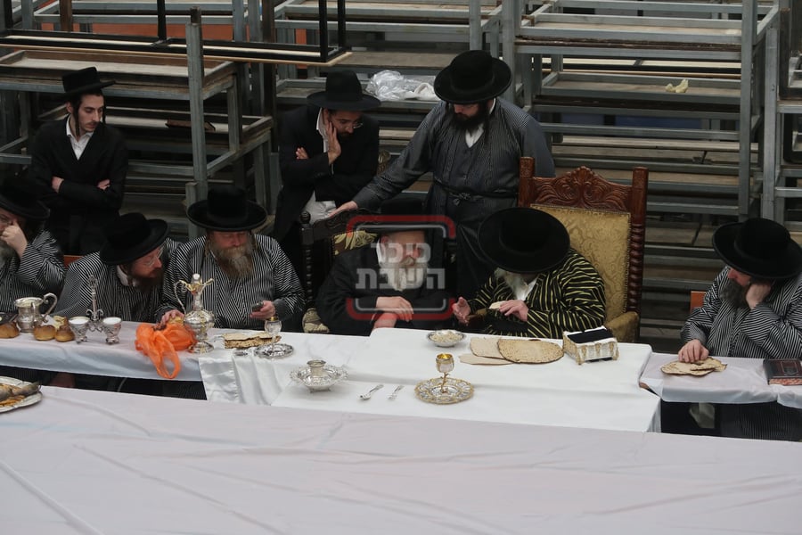 האדמו"ר מתולדות אברהם יצחק בטיש פסח שני