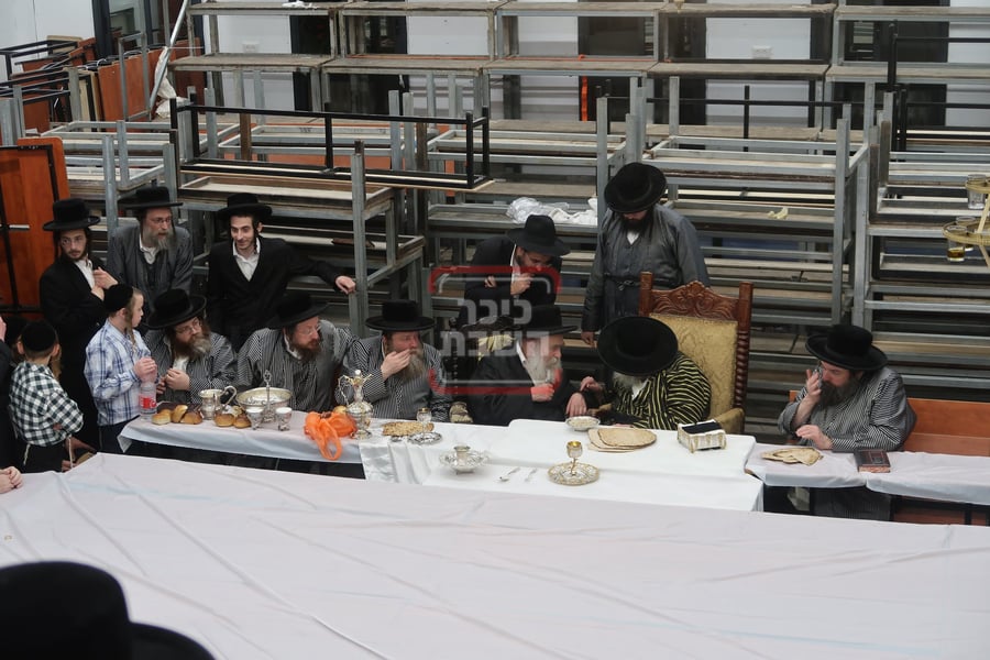 האדמו"ר מתולדות אברהם יצחק בטיש פסח שני