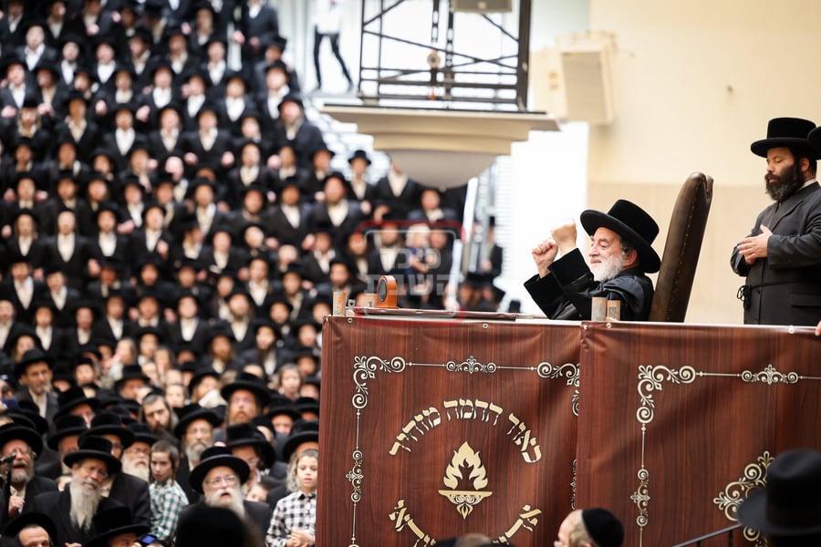 ל"ג בעומר תשפ"ה בחצה"ק ויז'ניץ
