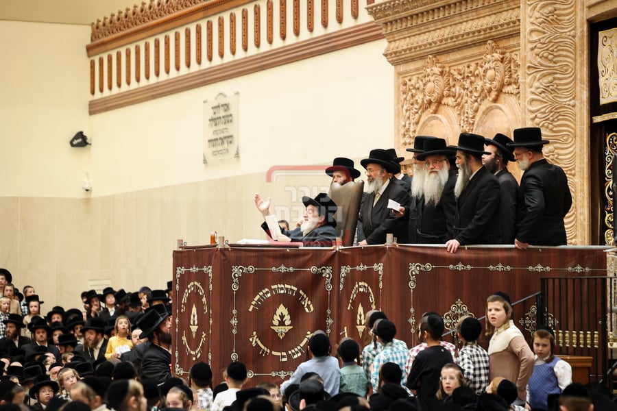 ל"ג בעומר תשפ"ה בחצה"ק ויז'ניץ