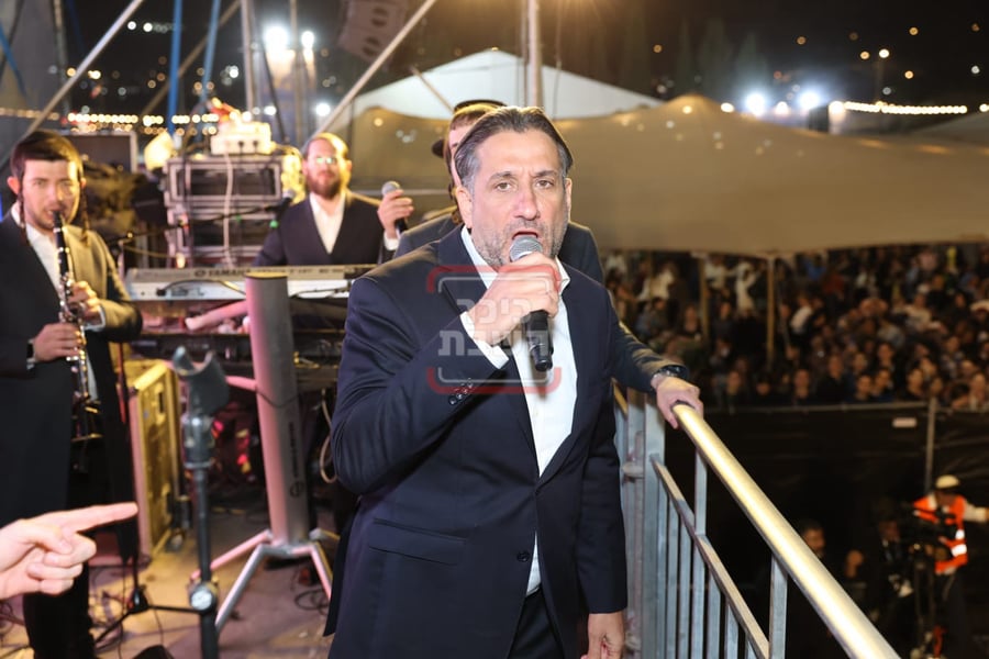 הגרש"מ עמאר בהדלקה לכבוד ל"ג בעומר