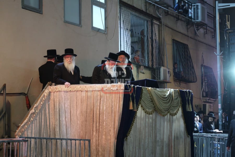 ל"ג בעומר בחצה"ק מחנובקה בעלזא