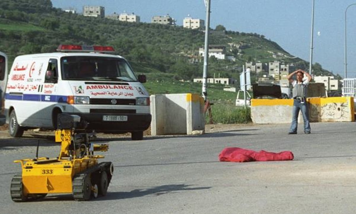 "ילדים מחונכים לשחוט יהודים"