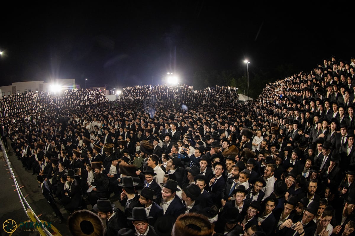 ל"ג בעומר בחצה"ק סקולען לייקווד