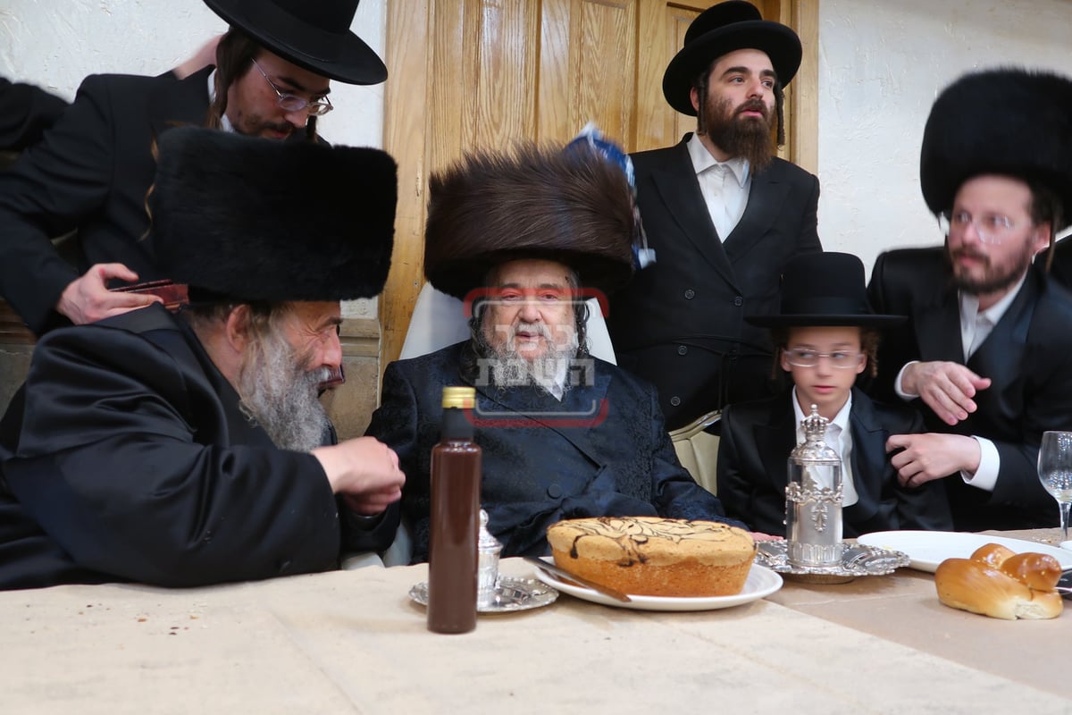 שמחת הבר מצווה לנין הגה"צ רבי יעקב מאיר שכטר