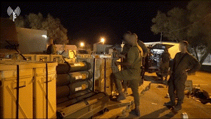 תיעוד: כך כוחות צה"ל נערכים בגבול רצועת עזה