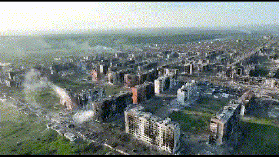 אחרי חודשים של מלחמה - העיר נחרבה: צפו בתיעוד מהאוויר